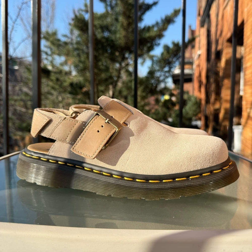 New Dr. Martens Jorge II Slingbacks Mule Sandal Shoes Suede Tan Biege Buckle - Picture 3 of 14